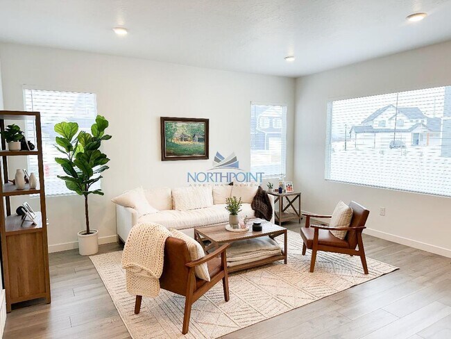 Building Photo - 3 BR/2.5BA | Newly Renovated Single Family Home | 1-Car Garage Parking | In Lehi!