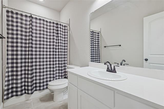 Building Photo - 537 Oleander Dr