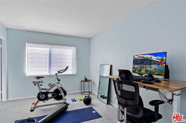 Building Photo - 4555 Alla Rd