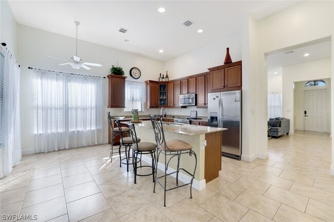 Building Photo - 5177 Salerno St