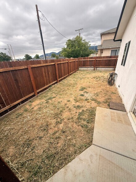 Building Photo - 21261 Golden Hills Blvd