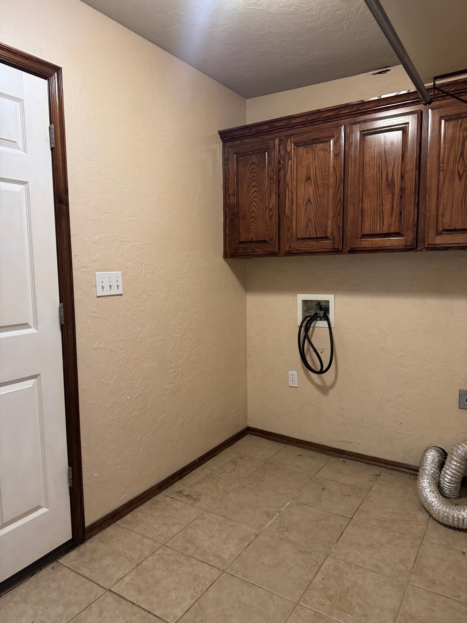 Building Photo - 505 SW 164th Ter
