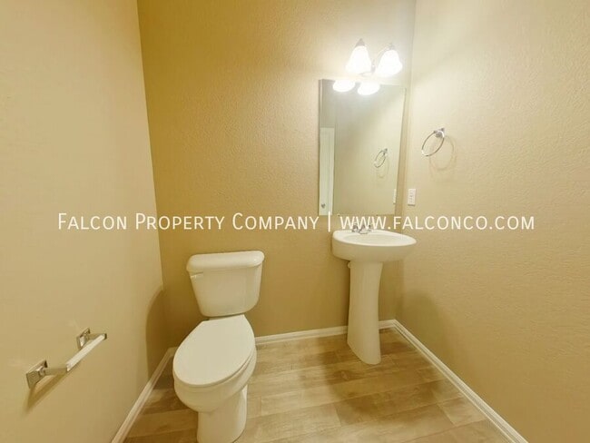 Building Photo - 7713 Jack Pine Grv