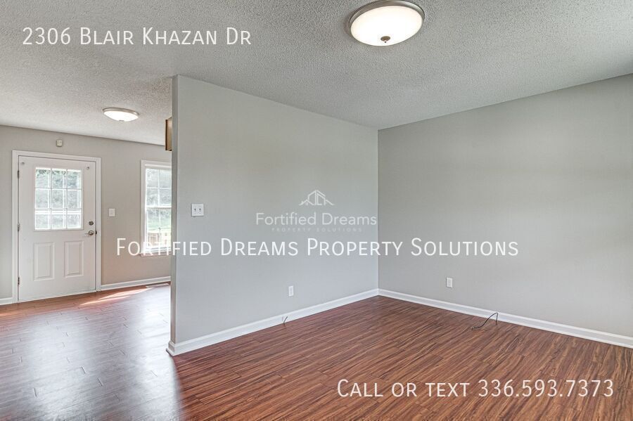 Building Photo - 2306 Blair-Khazan Dr