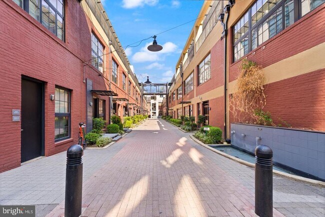 Building Photo - 2125 14th St NW