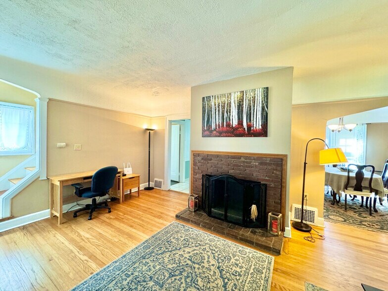 Building Photo - 3484 Blanche Ave
