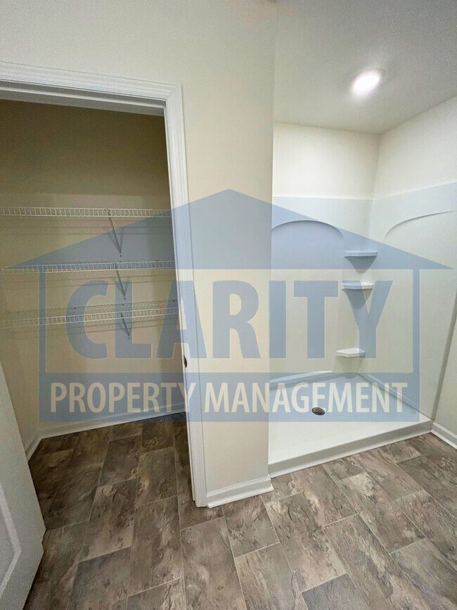 Building Photo - Beautiful home in Athens, TN!