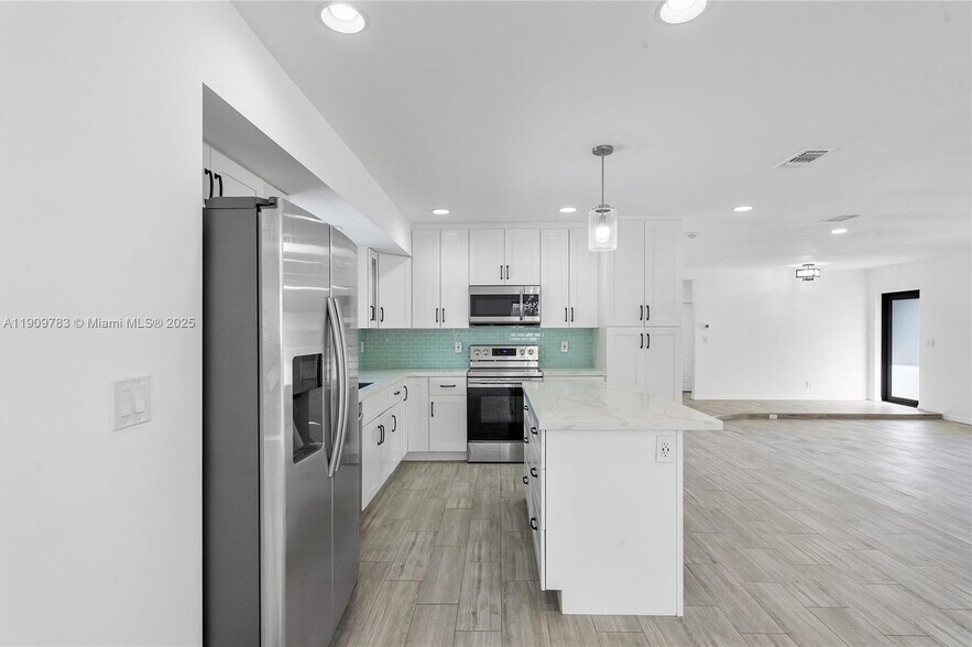 Building Photo - 4309 Jackson St