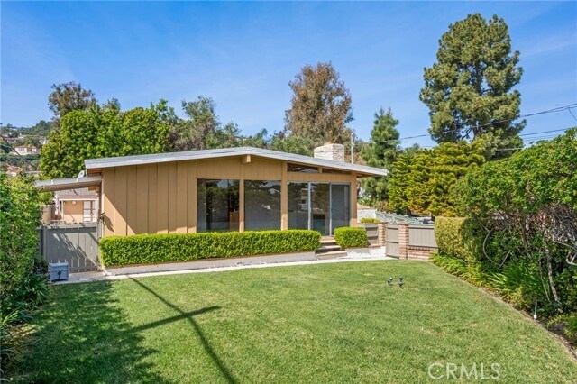 Building Photo - 1935 W 1st St