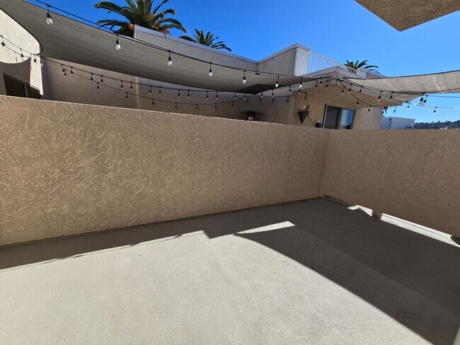 Building Photo - 4705 Kester Ave