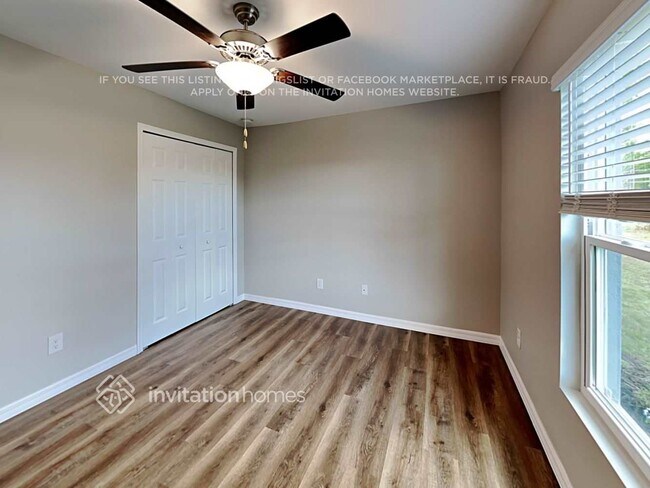 Building Photo - 16077 Overdale Ct