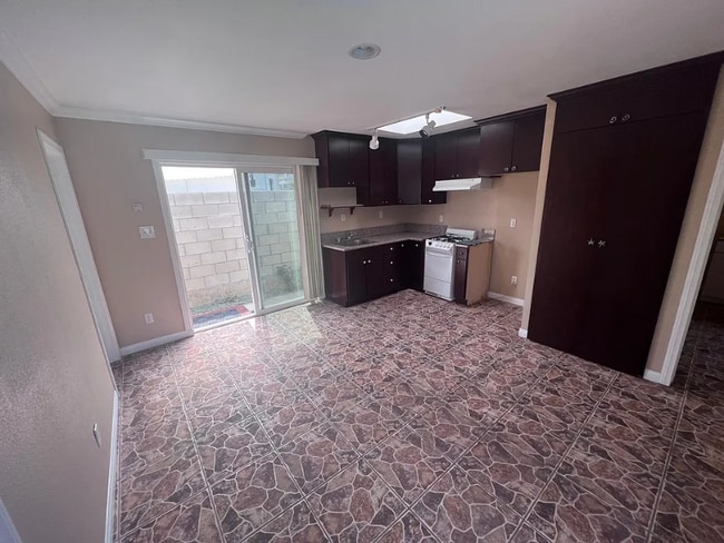 Building Photo - 3058 Murray Ln