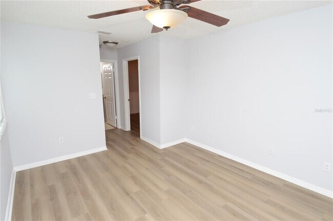 Building Photo - 10265 Gandy Blvd N