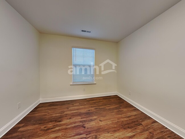 Building Photo - 11017 Hazel Gdns Dr