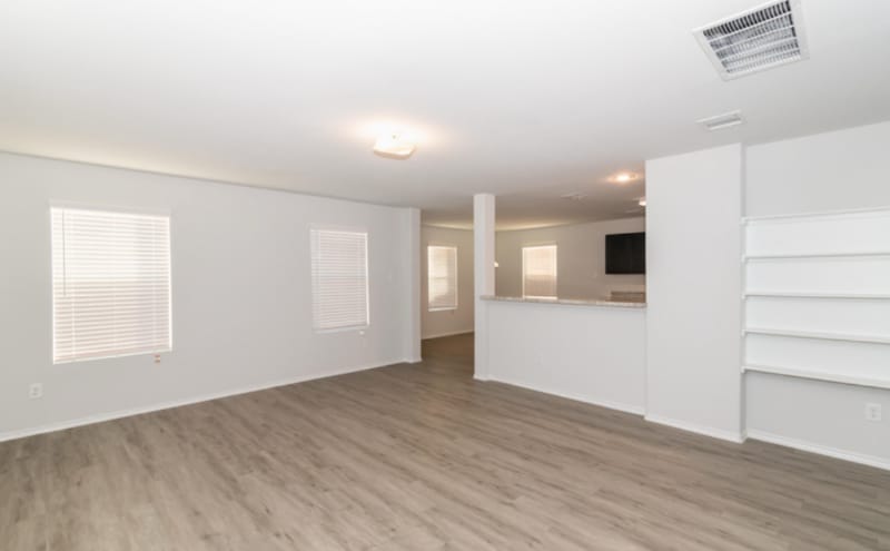 Building Photo - 8601 Wilkins Oaks Dr