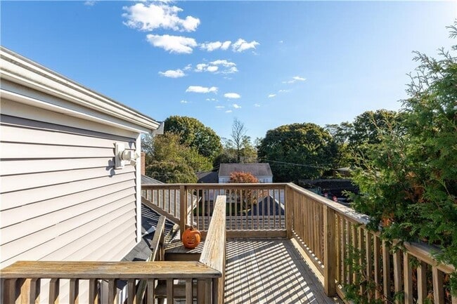 Building Photo - 4 James St