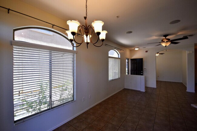 Building Photo - 2024 S Baldwin