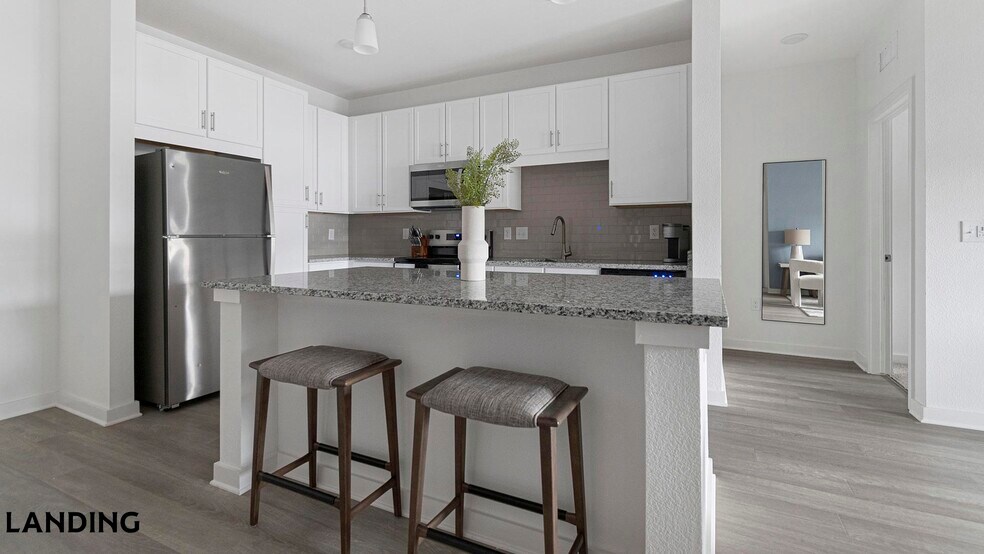 Building Photo - 12525 Tibbets Ln