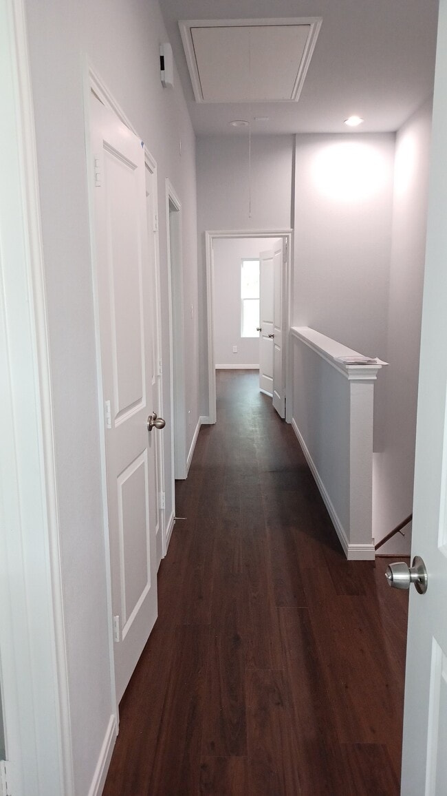 Building Photo - 18827 Luminescent Ln