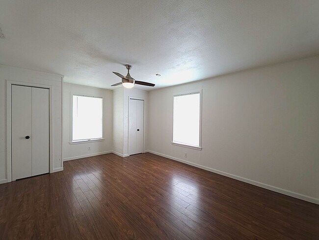 Building Photo - Spacious Country Home for Lease in Van, Texas!