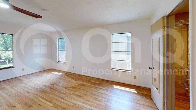 Building Photo - 4717 Staples Ave