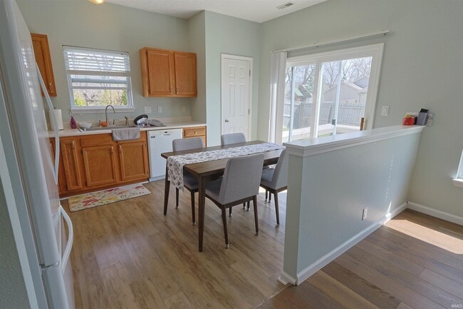 Building Photo - 2117 Cumulus Ct