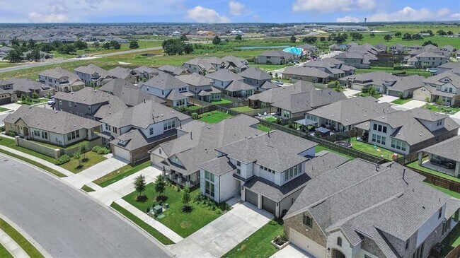 Building Photo - 113 Lenera Dr
