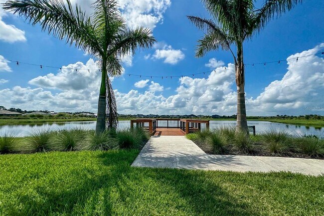 Building Photo - 9312 Tequila Sunrise Dr
