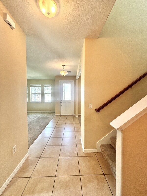 Building Photo - 8554 Tallfield Ave