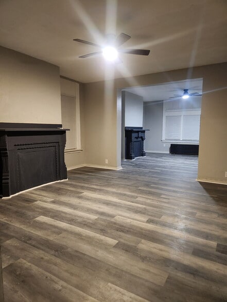 Building Photo - 147 Jucunda St