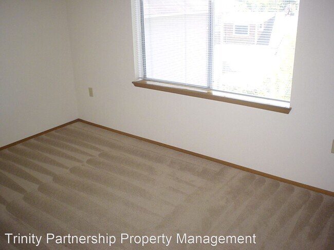 Building Photo - 4315 9th Ave NE