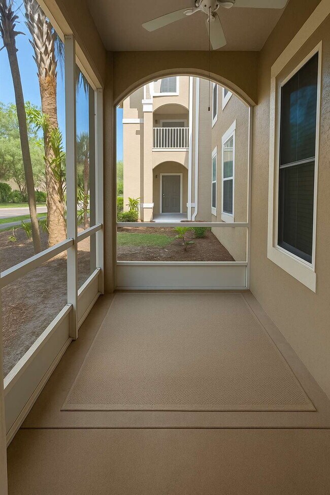 Building Photo - The Overlook - Baymeadows
