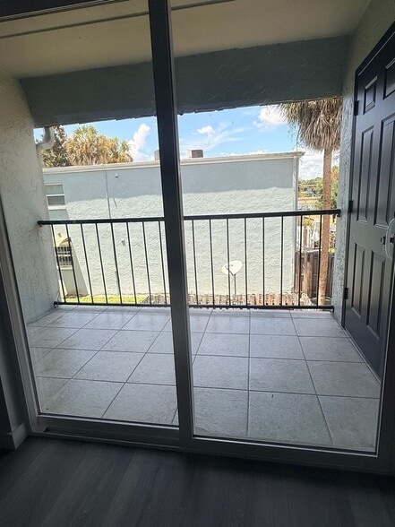 Building Photo - 14417 Americana Cir