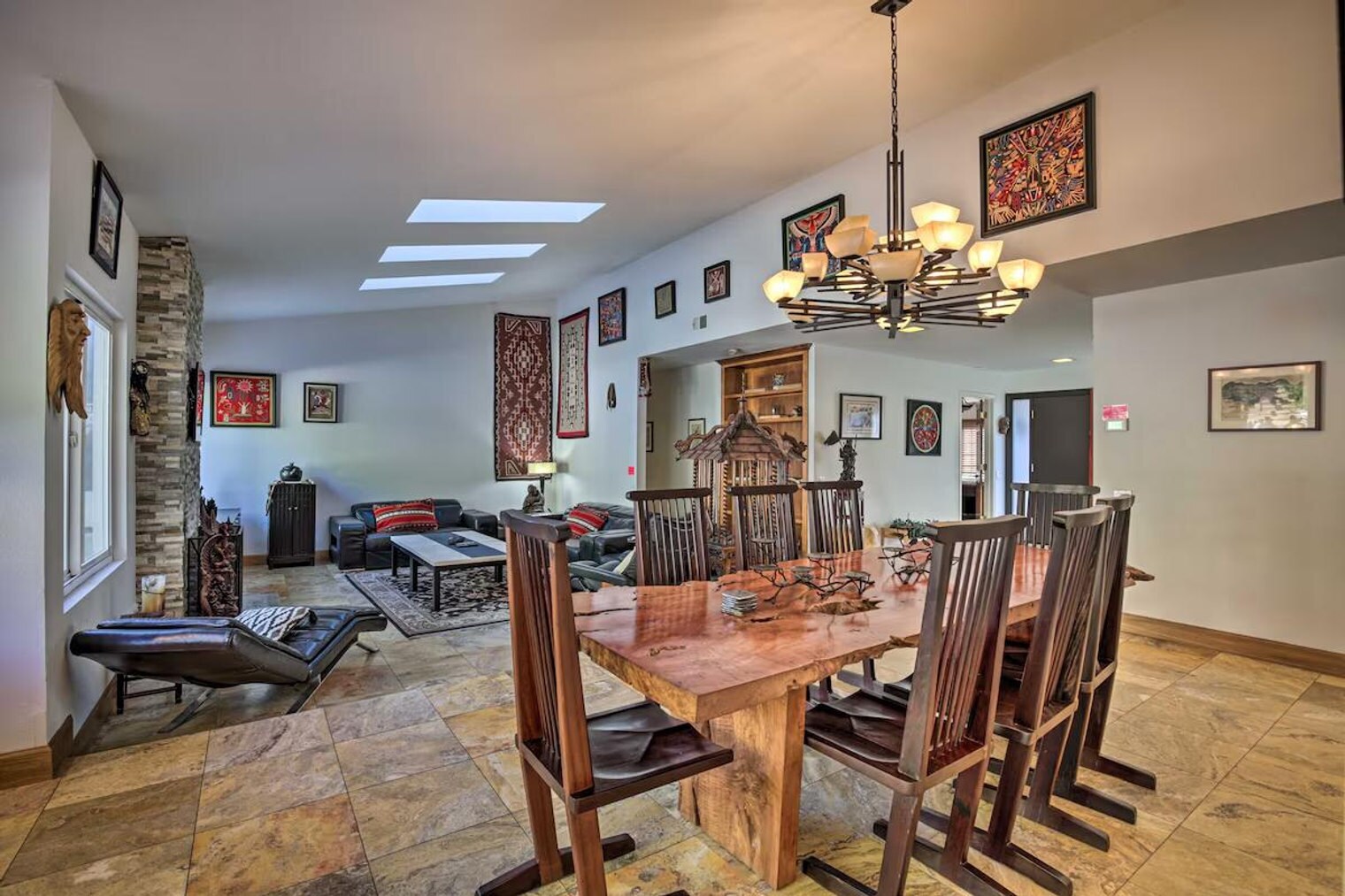 Building Photo - 939 Begonia Ct