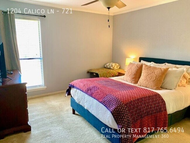 Building Photo - 1204 Calico Ln