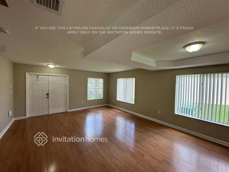 Building Photo - 15510 SW 143rd Terrace