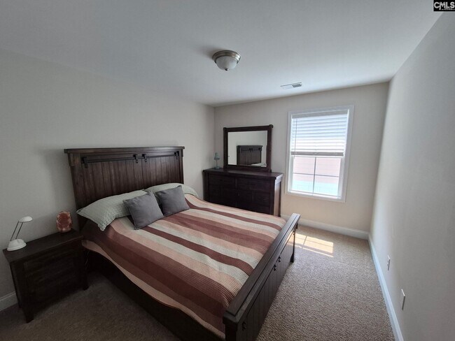 Building Photo - 368 Cabana Wy
