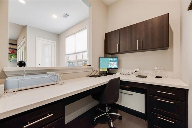 Building Photo - 11112 Progreso St