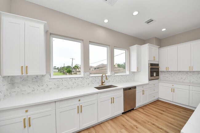 Building Photo - 3913 Griggs Rd