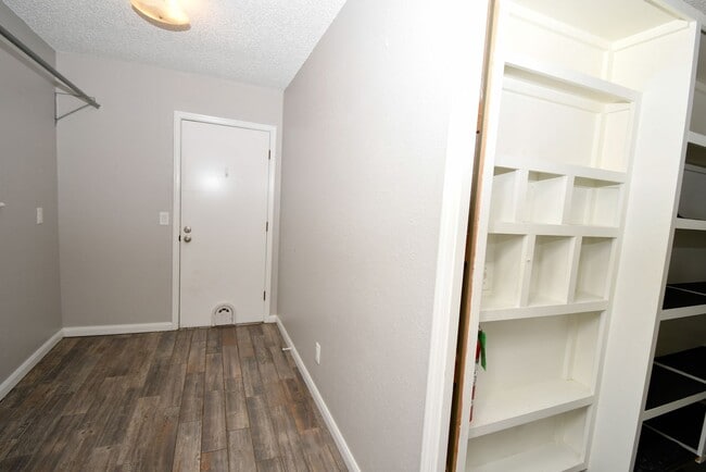 Building Photo - Charming 3-bedroom, 2-bath home in the highly sought-after Bixby School District