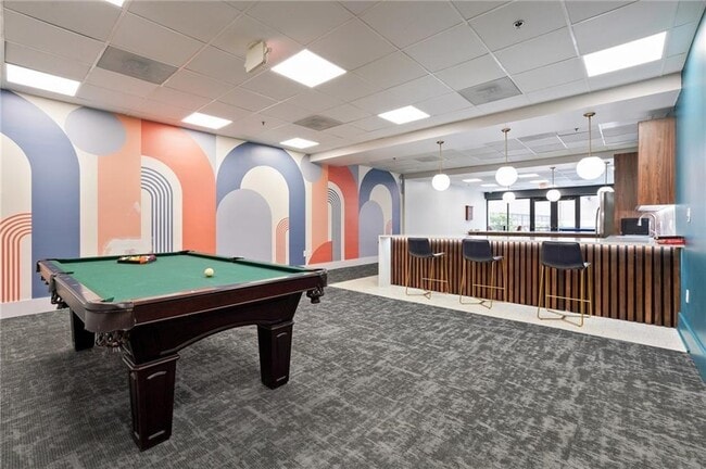 Building Photo - 620 Peachtree St NE