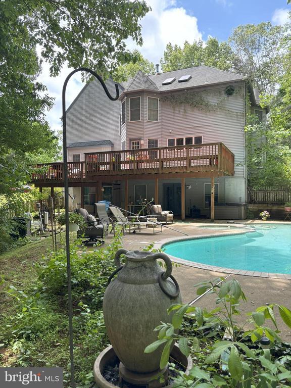 Building Photo - 3059 Southampton Dr
