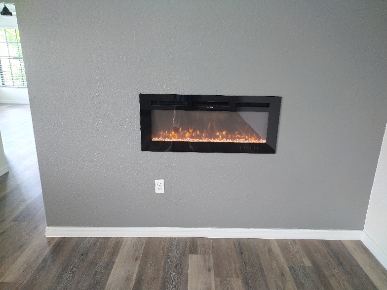 Building Photo - 10490 Chalmer St