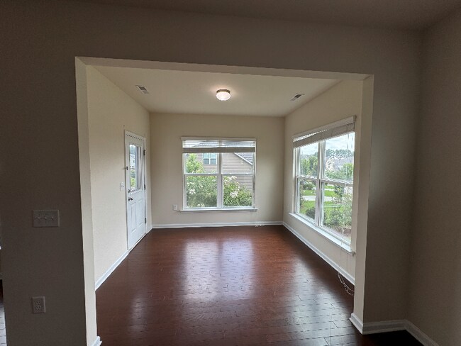 Building Photo - 925 Lemster Lane