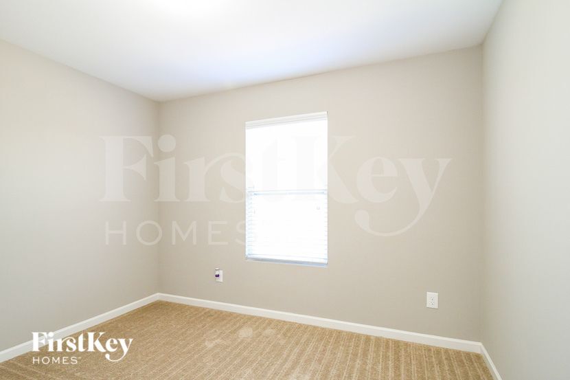 Building Photo - 2456 Autumn Mist Dr