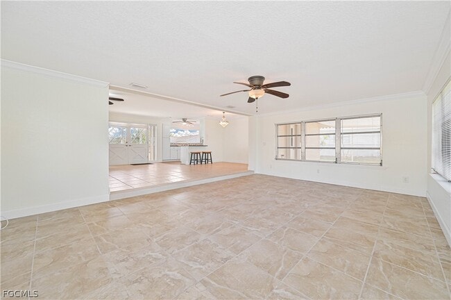 Building Photo - 711 Monterey Ave