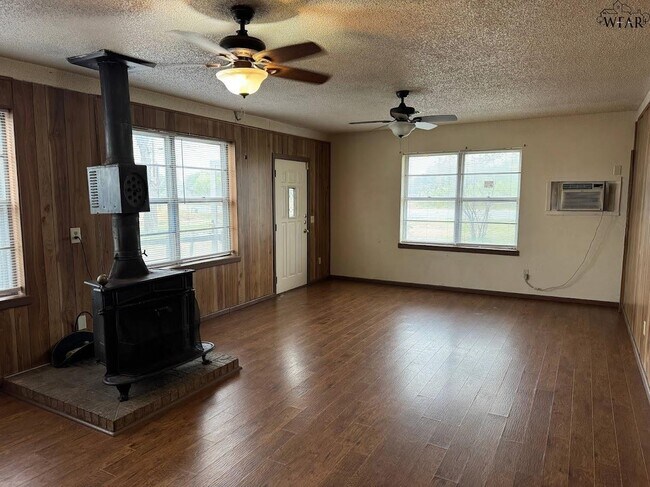 Building Photo - 4594 US-287