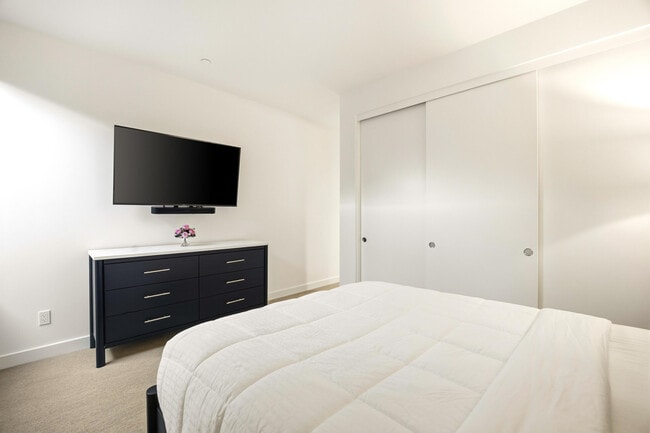 Building Photo - 57880 Salida del Sol