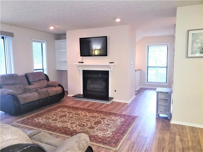 Building Photo - 602 Wynnes Ridge Cir SE