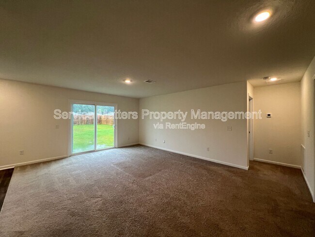 Building Photo - 4370 Jitterbug St